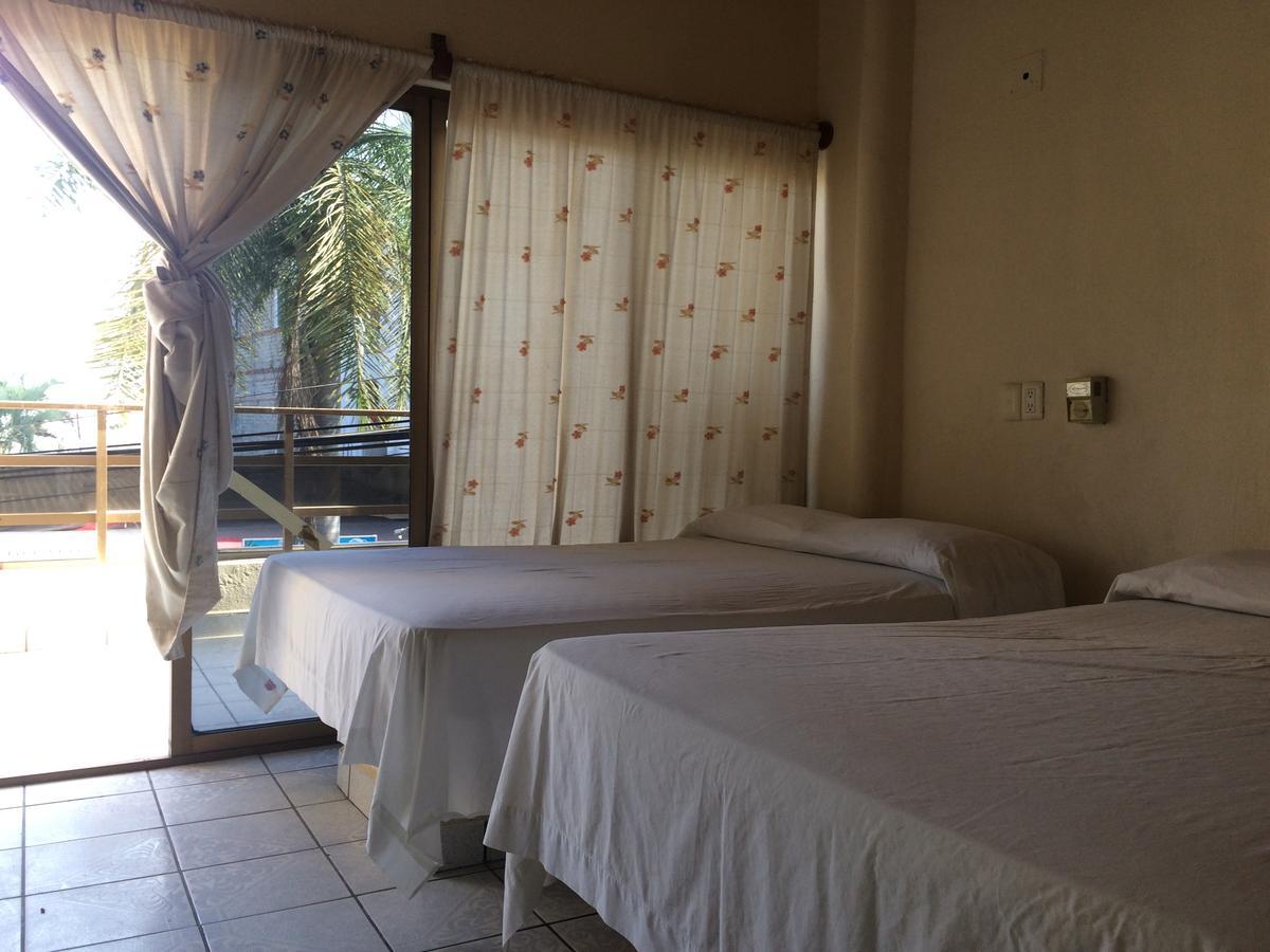 Bungalows Casa Regina Hotel Compostela Luaran gambar