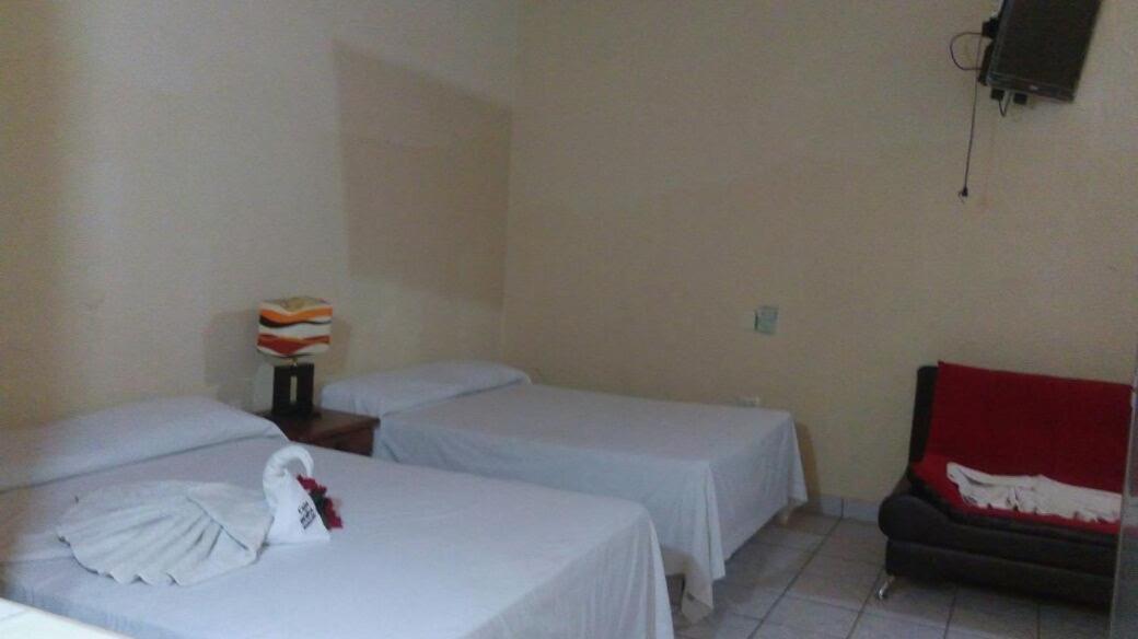 Bungalows Casa Regina Hotel Compostela Luaran gambar